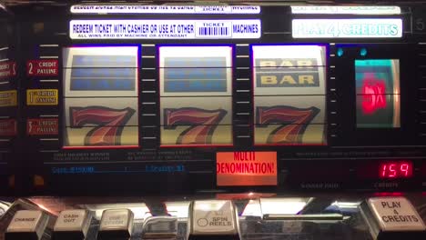 777-Gewinnspielautomat-Mit-Bonus-Multiplikator-Funktion