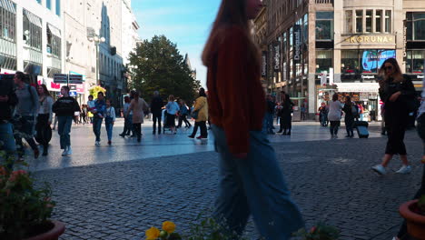 Crowds-of-people-walking-on-square-of-Prague-Czech-Republic