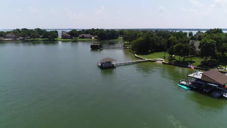 Este-Es-Un-Video-Aereo-Volando-Sobre-El-Lago-Richland-Chambers