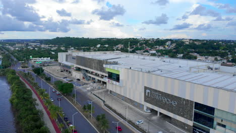 Galerías-Campeche-Mexico-drone-shot-panning