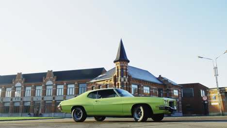 Increíble-American-Old-Timer-Pontiac-Lemans-En-Un-Lugar-Abandonado