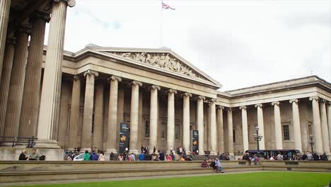 The-British-Museum-in-London,-England