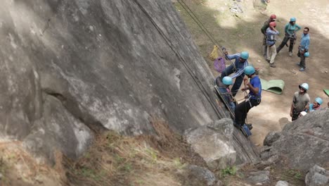 Escalada-En-Roca-Por-Montañeros-Del-Himalaya