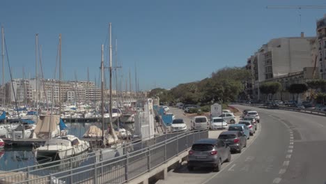 Navegando-A-Lo-Largo-De-Trig-Marina-Malta-Alrededor-De-Marzo-De-2019