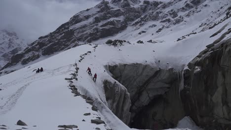 Himalaya-Bergsteiger-An-Den-Eisberggipfeln-Des-Himalaya