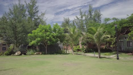 Long-Hai-Beach-Hat-Die-Wunderschöne-Küste-Im-Süden-Vietnams,-Etwa-100-Kilometer-Von-Ho-Chi-Minh-Stadt-Entfernt