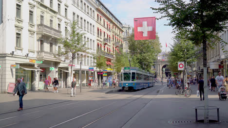 Zurich-Switzerland,-Circa-:-Shopping-Street-At-Bahnhofstrasse-In-Zurich,-Switzerland