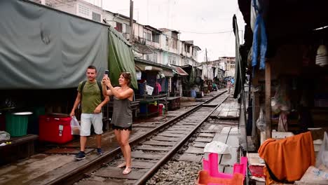 An-exciting-train-ride-to-Mae-Klong-Railway-Market