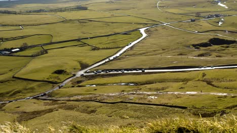 Timelapse-of-Mam-Tor,-Derbyshire-with-no-shadows