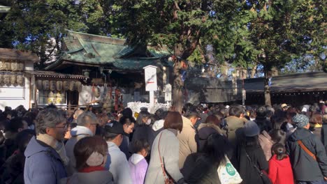 Hatsumode.-New-Years-Day-Celebration-At-Japanese-Shrine