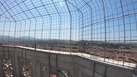 4K-Hyperlapse-Von-Touristen-Auf-Der-Spitze-Des-Glockenturms-Von-Giotto-In-Florenz