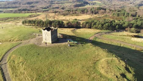 Antiker-Hang-Rivington-Tower-Lancashire-Reservoir-Landschaft-Luftaufnahme-Nach-Unten-über-Die-Ansicht