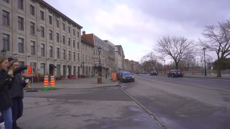 Tourists-walking-around-old-Montreal