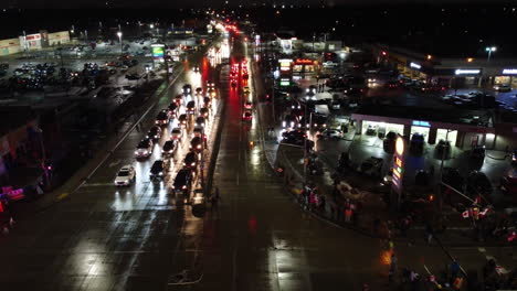 Vista-De-Drones-De-La-Protesta-Del-Convoy-De-La-Libertad-Por-La-Noche-En-Windsor