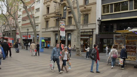 Calles-De-Barcelona---Parques-En-Primavera