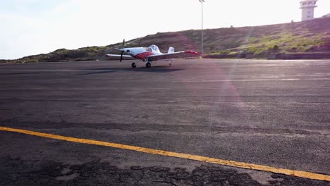 Imágenes-De-Un-Avión-En-La-Isla-Caribeña-De-Granada-En-El-Aeropuerto-Internacional-Maurice-Obispo