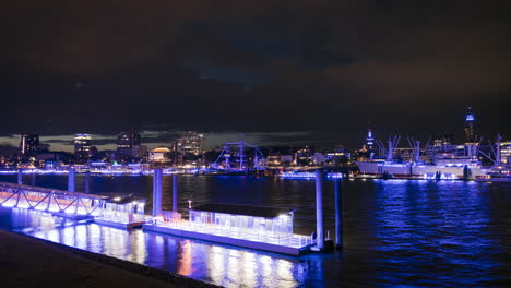 Zeitraffer-Hafen-Hamburg.-Blick-Auf-Die-Malerische-Skyline