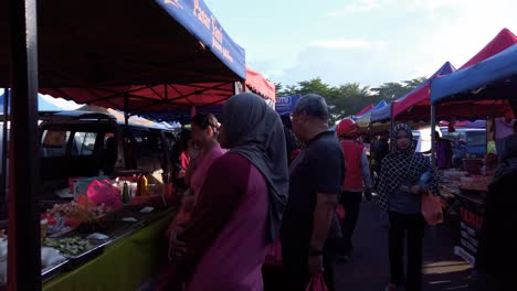 Asian-Street-Food-Market-Outdoors-in-the-evening