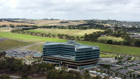 Luftaufnahme-Des-Epworth-Krankenhausgebäudes,-Geelong,-Australien