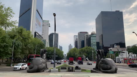 Zeitraffer-In-Mexiko-Stadt,-Paseo-De-La-Reforma-Avenue