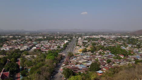 Road-going-to-Wat-Phra-Phutthabat-in-Saraburi