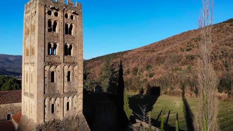 Aerial:-abbey-of-the-9th-century-in-southern-france