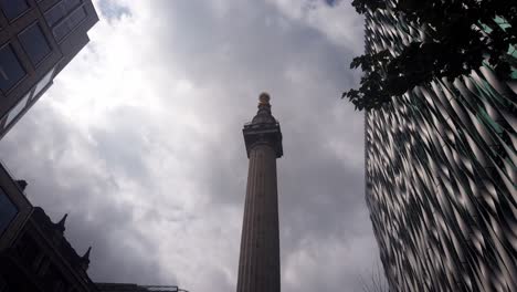 Un-Lapso-De-Tiempo-De-La-Parte-Superior-Del-Monumento-Al-Gran-Incendio-De-Londres