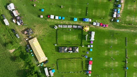 Vista-Aérea-De-Arriba-Hacia-Abajo-De-La-Cancha-Principal-En-Susquehanna-Smash