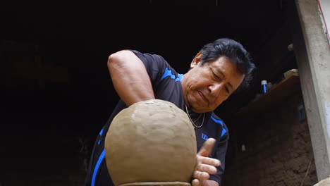 Mexikanisches-Traditionelles-Töpferhandwerk-In-Oaxaca