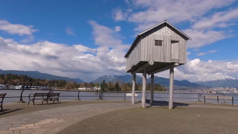 Public-art-on-the-waterfront-at-Coal-Harbour-4K