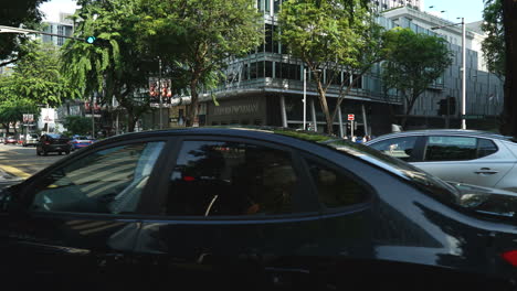 Singapur-–-Ca.-Dolly-Zoom-Zeitraffer-Der-Belebten-Orchard-Road-Kreuzung-In-Der-Stadt-Singapur