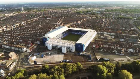 Vista-Aérea-Del-Icónico-Estadio-Del-Club-De-Fútbol-Goodison-Everton-Efc-Al-Amanecer