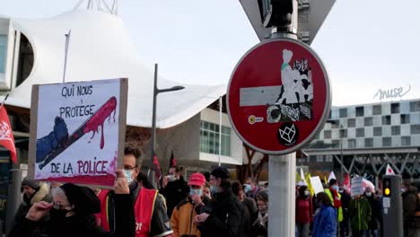 Französischer-Protest-Gegen-Globale-Sicherheit,-Plakat-Gegen-Polizeigewalt