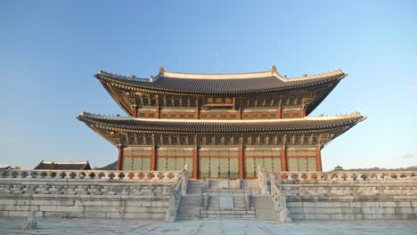 Royal-Palace-Of-Gyeongbokgung,-A-Popular-Tourist-Attraction-In-South-Korea