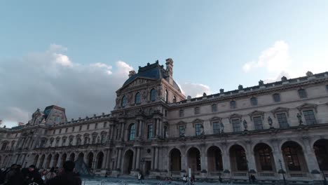 Old-building-in-Paris,-France