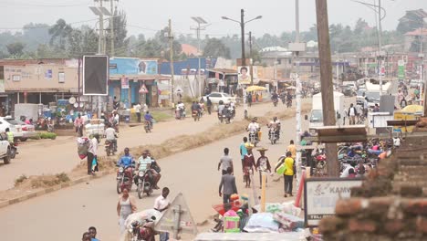 Busy-streets-of-a-big-city-in-Africa