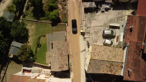 Arriba-Hacia-Abajo-De-Un-Pequeño-Pueblo-Inundado-Después-De-Fuertes-Lluvias,-Desastre-Natural-I-Italia