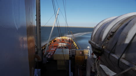 Zeitraffer-Eines-Tagesausflugs-Nach-Amsterdam-Auf-Einem-Historischen-Schiff