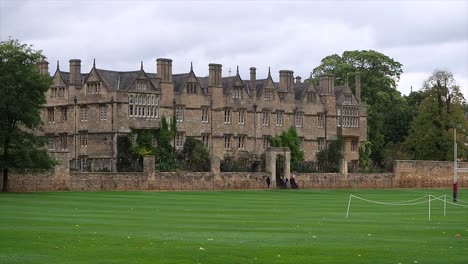 Blick-Auf-Das-Merton-College-über-Merton-Field,-Oxford,-Oxfordshire