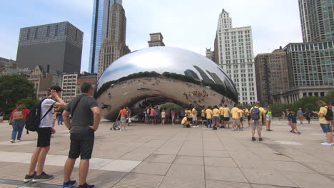 Zeitrafferansicht,-Leitartikel,-Des-Cloud-Gate,-Der-Bohne,-Chicago,-Illinois,-USA,-Vereinigte-Staaten