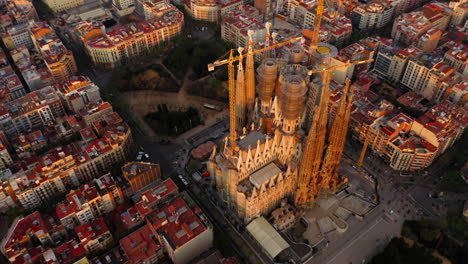 Aerial-shot-of-Sagrada-Familia-church