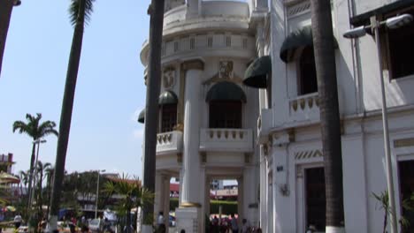 Main-square,-Church,street-scenes,-people-on-the-street-in-Tapachula,-Chiapas,-Mexico