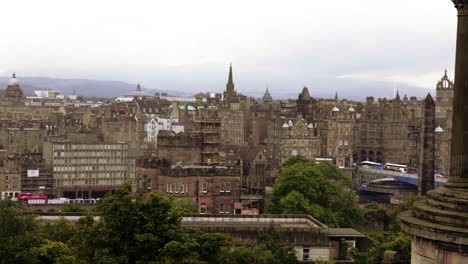 El-Paisaje-Urbano-De-Edimburgo-Visto-Desde-Calton-Hill