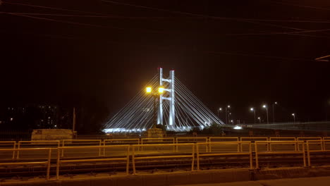 Escena-Nocturna-Iluminada-Del-Puente-Ciurel,-Bucarest,-Rumania