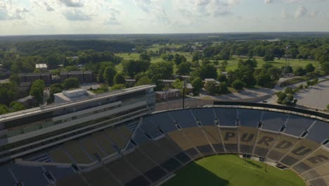 Estadio-De-Fútbol-De-La-Universidad-De-Purdue