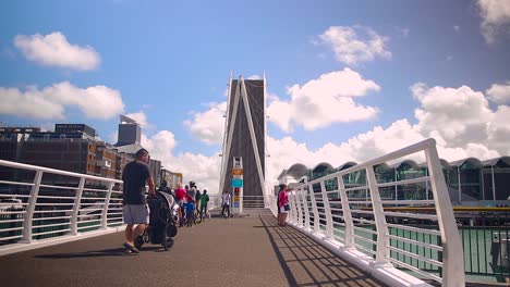 drawbridge-near-auckland-viaduct-harbour