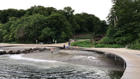 Die-Unendliche-Brücke