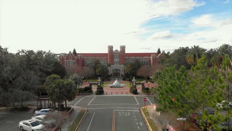 Toma-Aérea-Del-Edificio-Westcott-En-Fsu-En-Tallahassee,-Florida-Usa