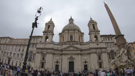 Fiumi-Fountain-is-one-of-the-tourist-hotspots-in-Rome,-Italy