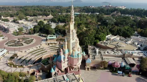 Disneyland-Hong-Kong-empty-and-closed-for-visitors-due-to-covid19-lockdown-guidelines,-Aerial-view